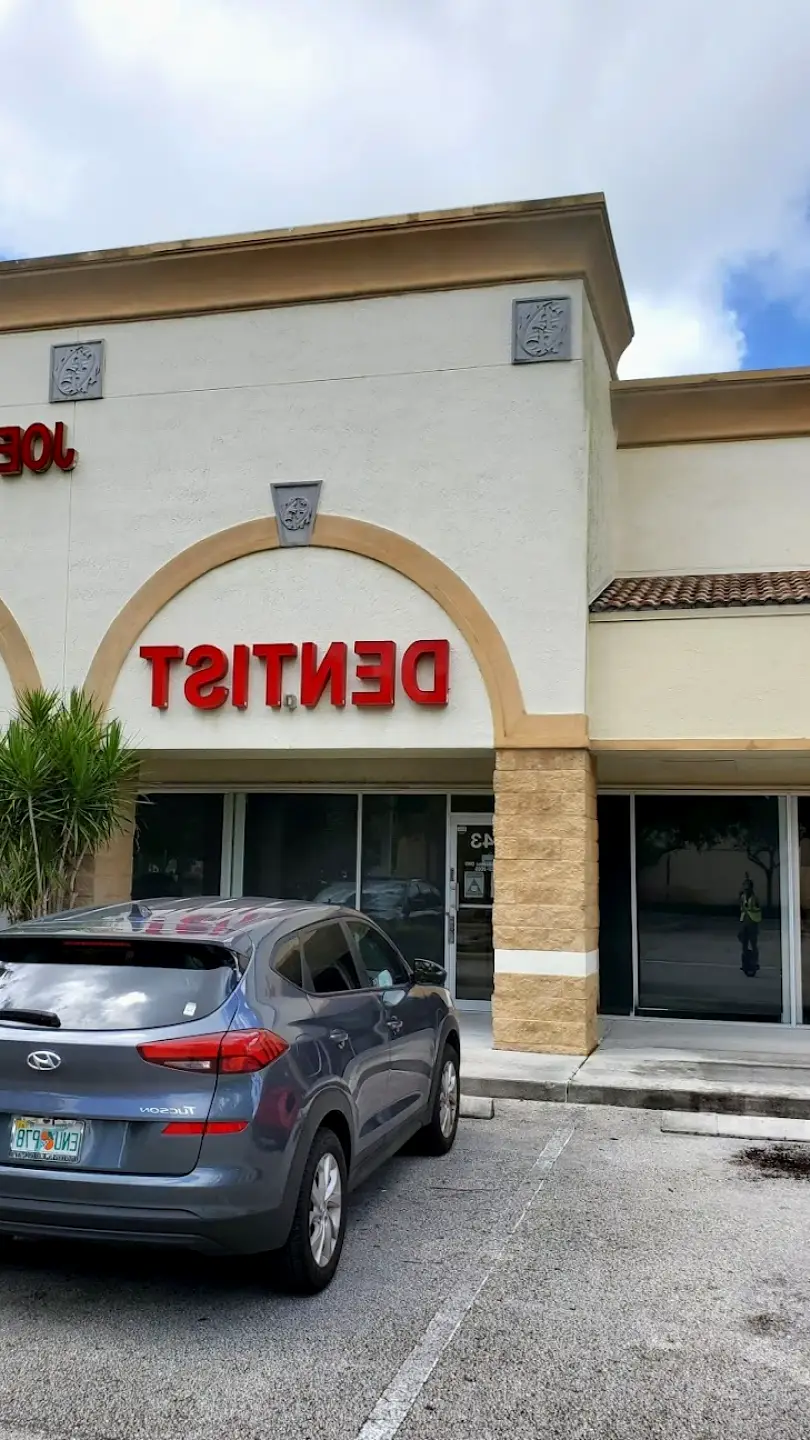  Pembroke Pines Dr. Peter M. Hernandez, DMD / Hernandez Dental