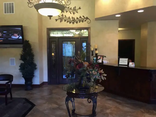 Perry Dental: Mackley Mark DDS