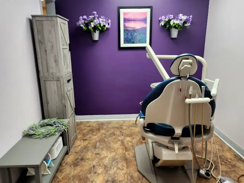 Friendly Smiles of Solomons: Ashleigh Friend, DDS