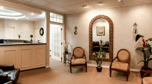  Clearwater Dr. Natasha Radosavljevic, DDS
