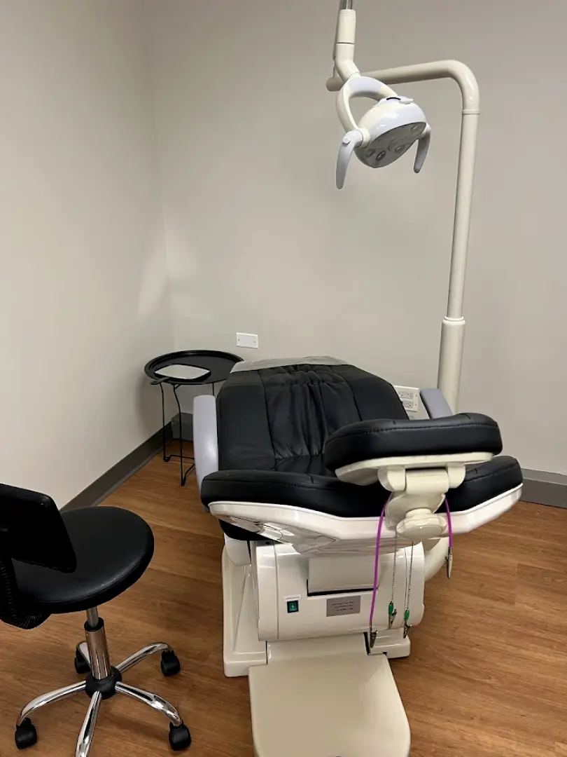  Chicago Park West Family Dentistry