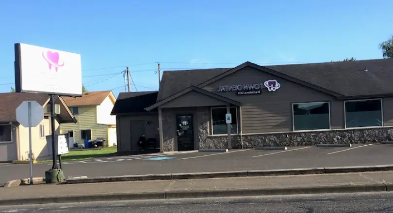 Brad Halleck DDS - Town Dental Battle Ground