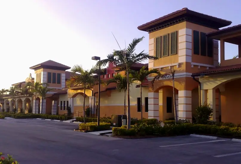  Fort Myers Shannon L. Bennett D.M.D.