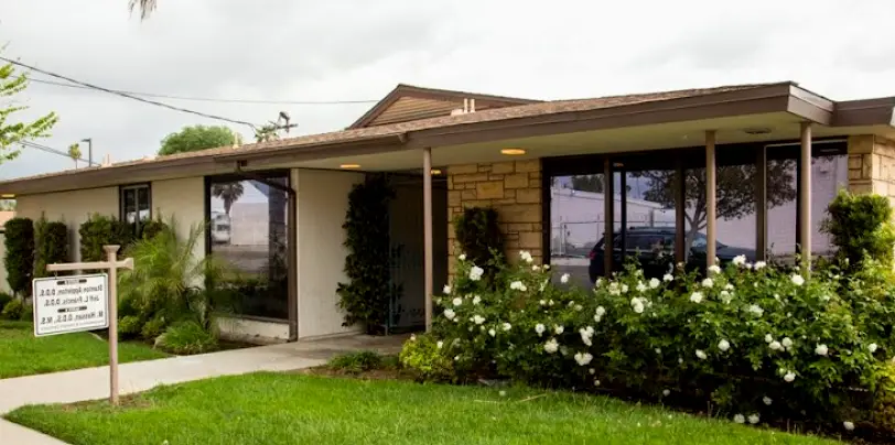  Riverside Dr. Jeff L. Francis, DDS