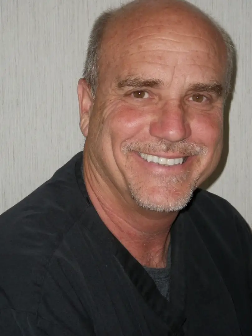 Somis Charles E. Scholler, DDS