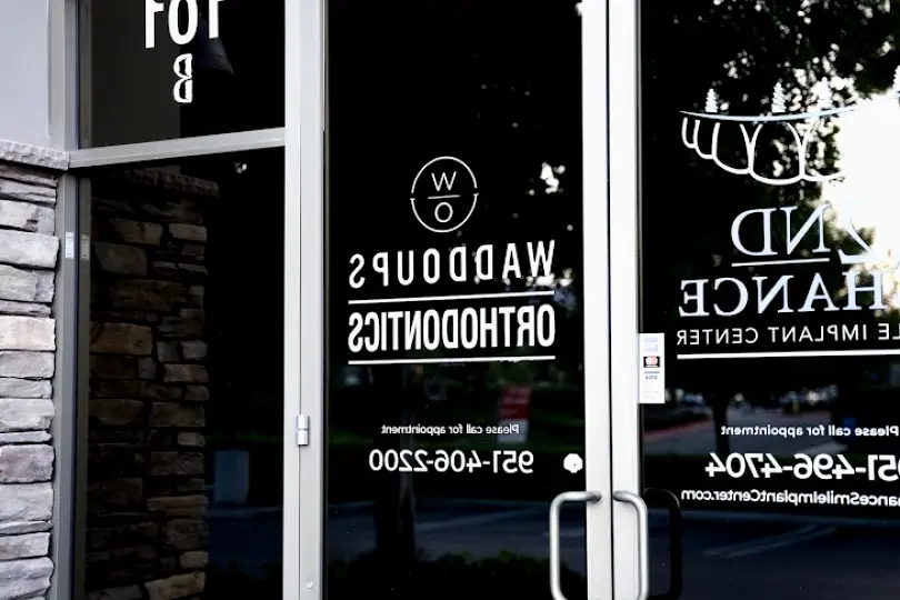 Corona WADDOUPS ORTHODONTICS