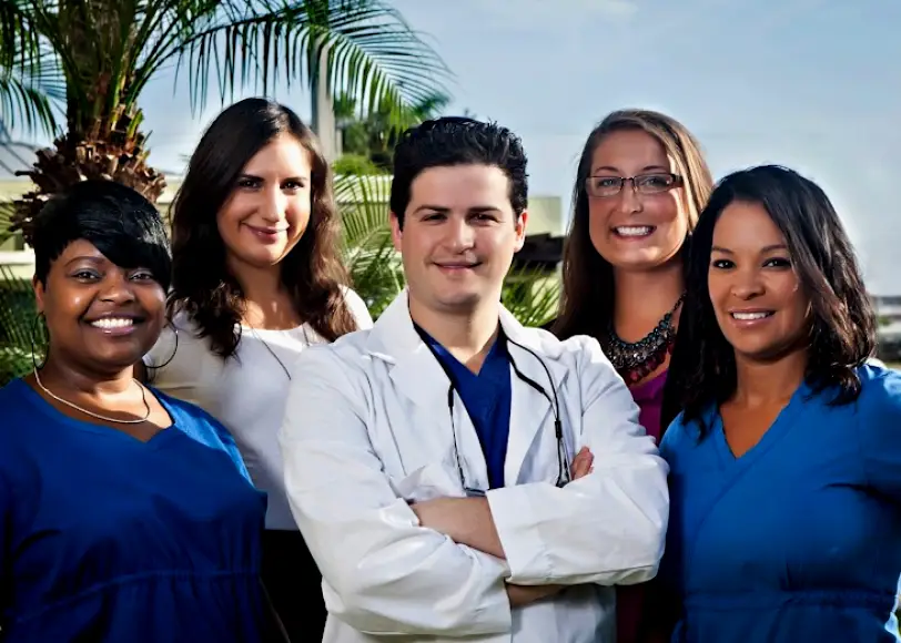  Hollywood EN Smile Design: Eric H. Naierman, DDS