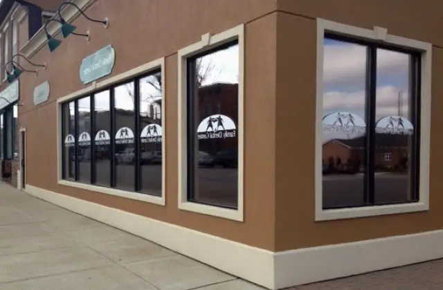 Circleville Family Dental Center: Hayes Wilcox, DDS