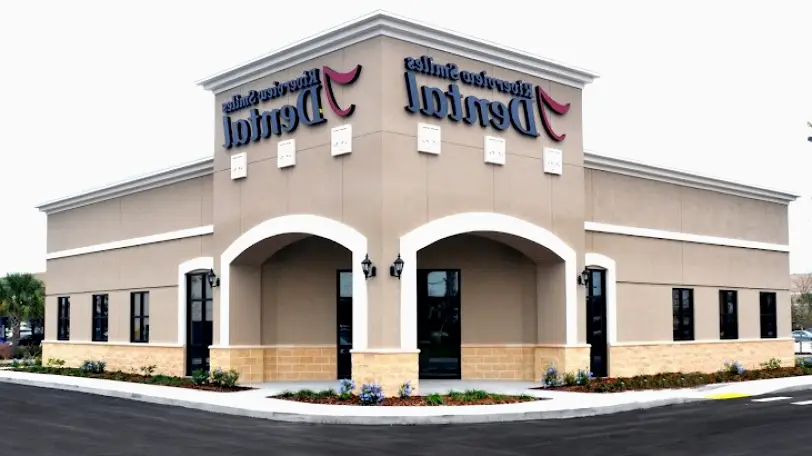  Riverview Smiles Dental