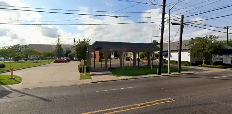 Lafayette Dr. John E. Levin, DDS