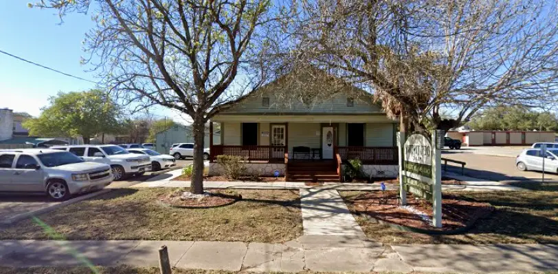 Beeville Bee Center for Dentistry PLLC Dr Elizabeth G Shelton