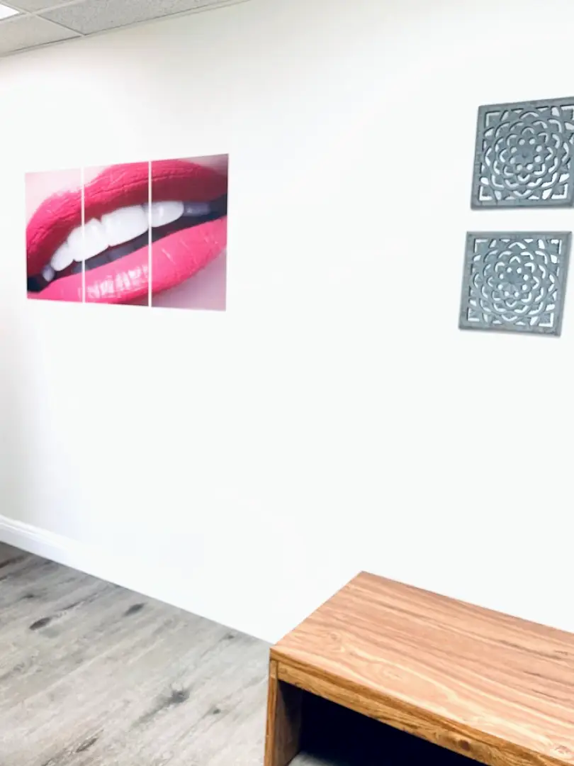 Paramount Dr. Azadeh Abraham Dental Inc.