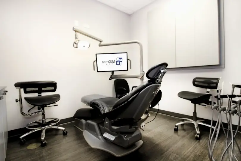 Elmhurst McKenna Dental