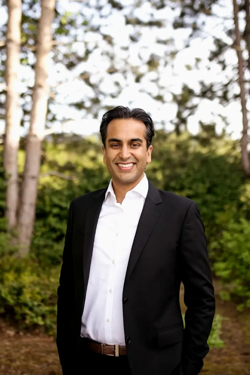 Issaquah Dr. Hardeep Dhaliwal, MD, DMD