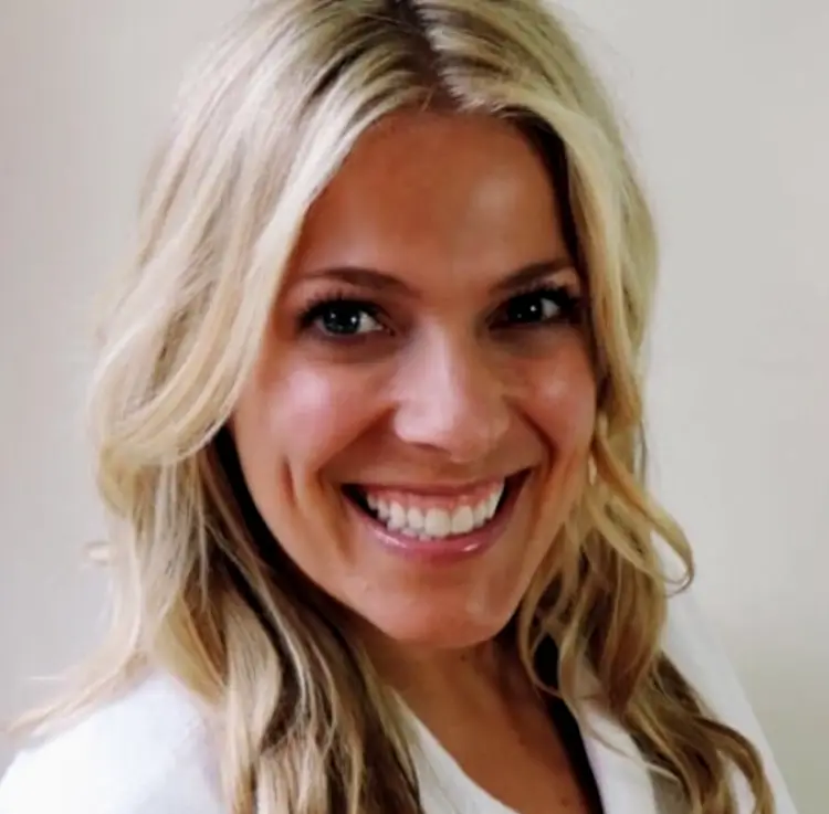 Santa Barbara Dr. Samantha Jones