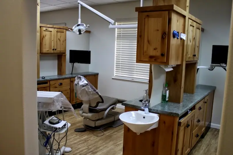 Oakhurst Rodney Peter, DDS & Dennis Jones, DDS