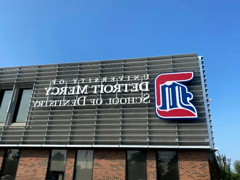  Detroit DETROIT MERCY DENTAL CENTER