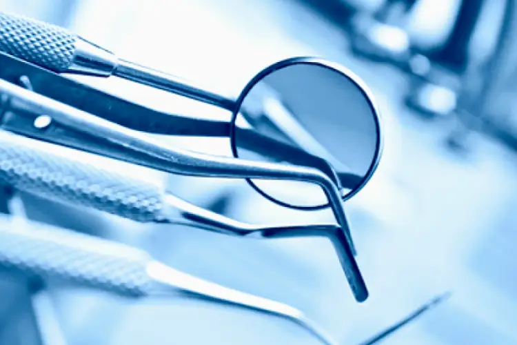 Gustavo Díaz Ordaz Dr. Gilberto R González A. Odontologia Integral