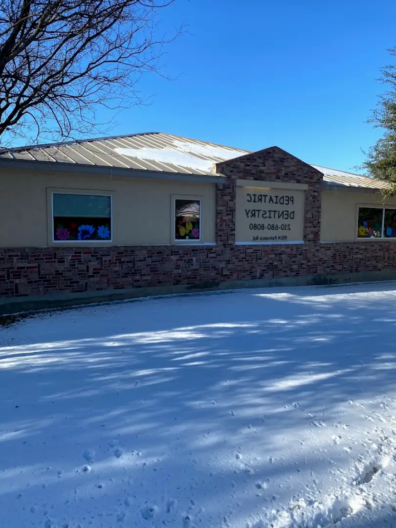  San Antonio Westover Hills Pediatric Dentistry and Orthodontics: De La Garza Ricardo DDS