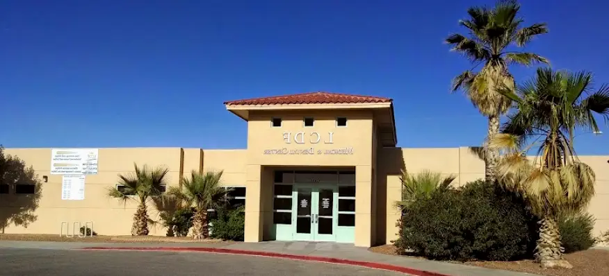 La Clinica De Familia - Sunland Park Dental