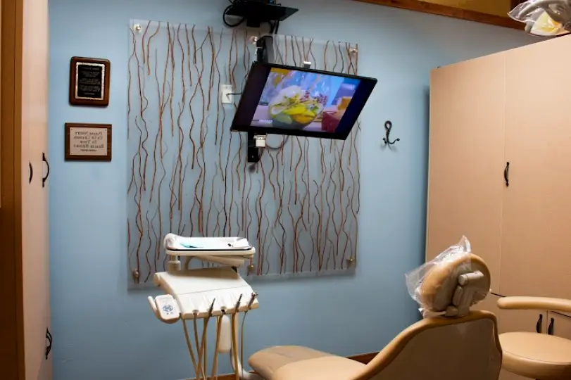 Salem Woodland Dental: Dr. David Hansen