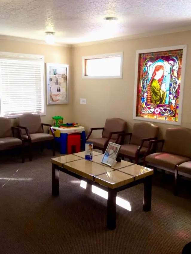 Massapequa Colombo Victoria DDS