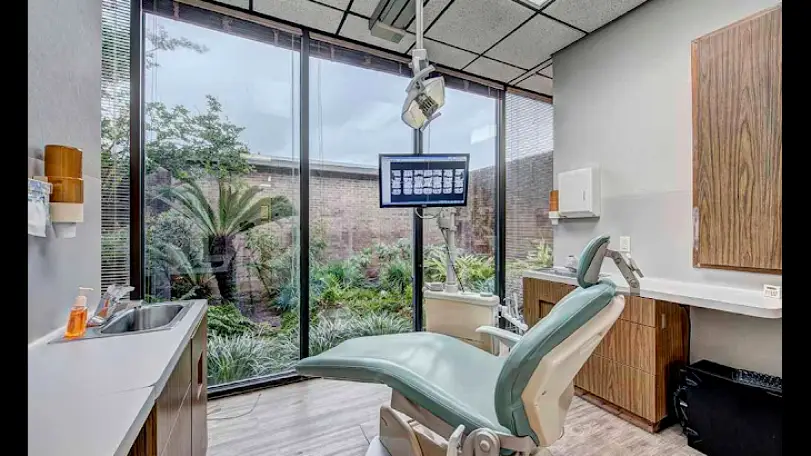 Webster Chet B. Hawkins, DDS