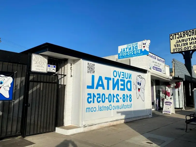  North Hollywood Nuevo Dental