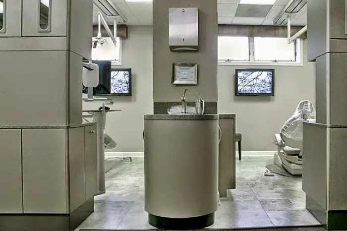 Alexandria Center of Dentistry/ Implant dentistry