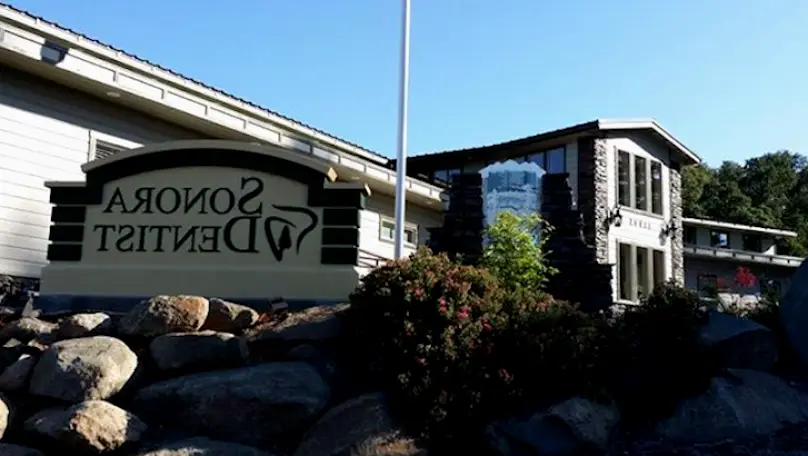 Sonora Dentist