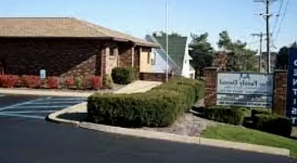 May Family Dental - Zanesville
