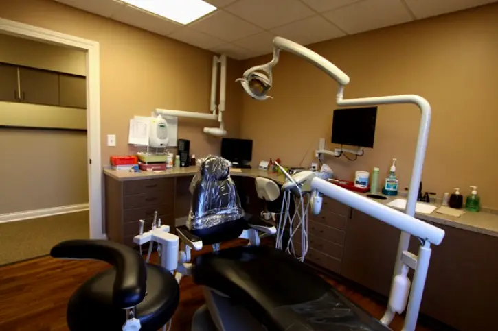 Reynoldsburg Dr. William J. Lenz III, DDS