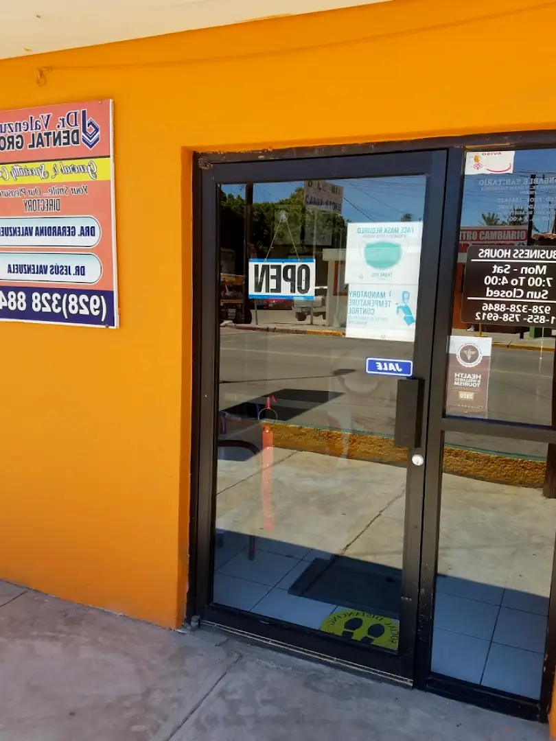 Los Algodones Dr. Valenzuela Dental Group