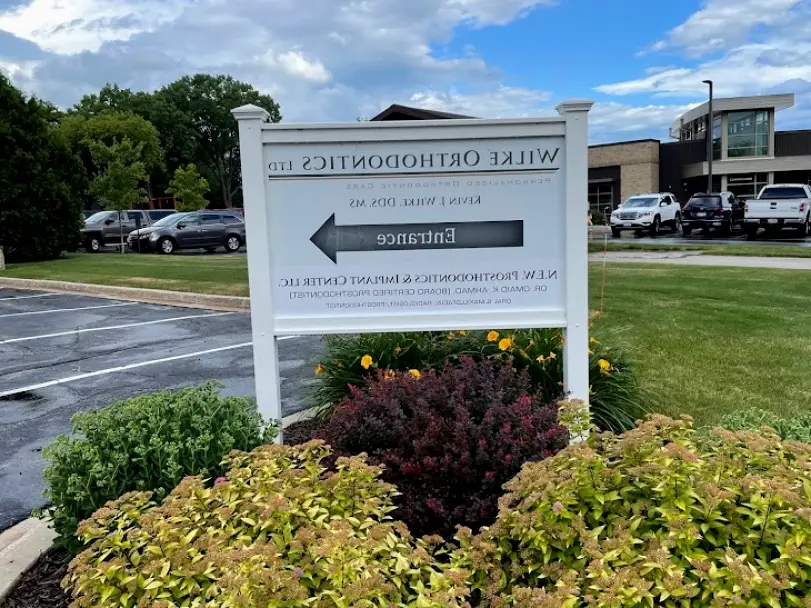  Green Bay Omaid Ahmad N.E.W. Prosthodontics and Implant Center LLC