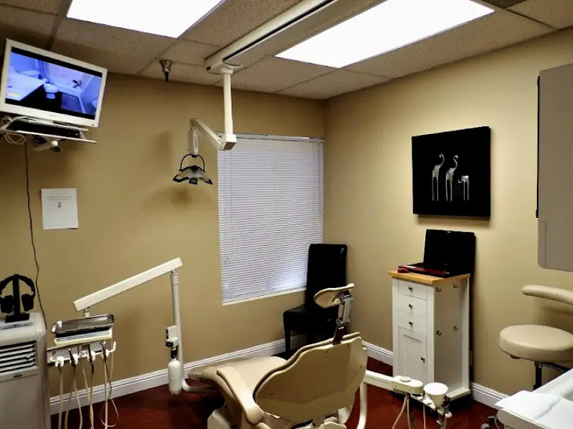 Moorpark Dr. David Canale Family Dentistry