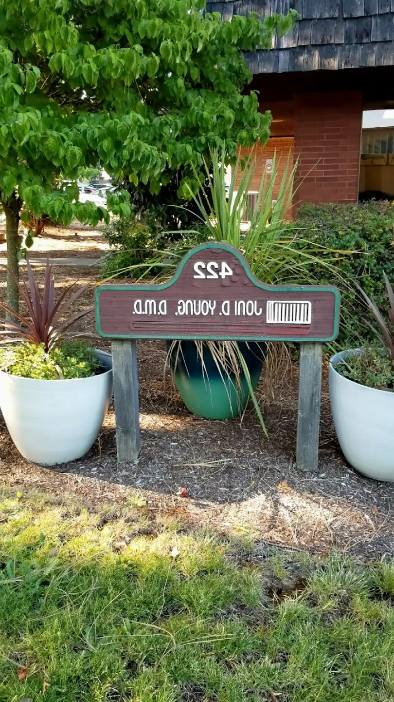  Salem Joni D. Young D.M.D.