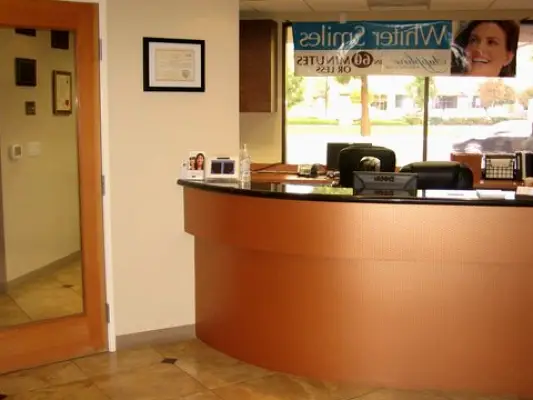 Santa Ana Dr Dich Lu - Healthy Smiles Dental Center