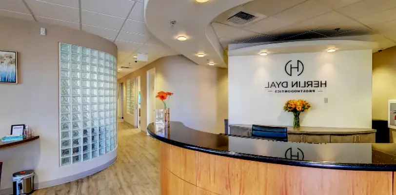 Herlin Dyal Prosthodontics, Dental Implants in Rocklin