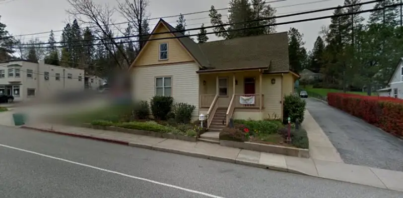 Grass Valley Lindsey A Robinson, DDS