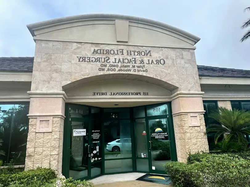 Ponte Vedra Beach Tyler M. Wahl D.M.D, M.D.