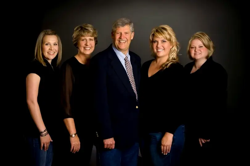Springfield Larry W. Laurinat, DMD