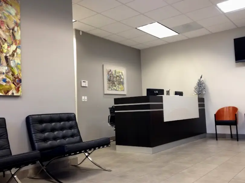 Valencia Kim Michael D DDS
