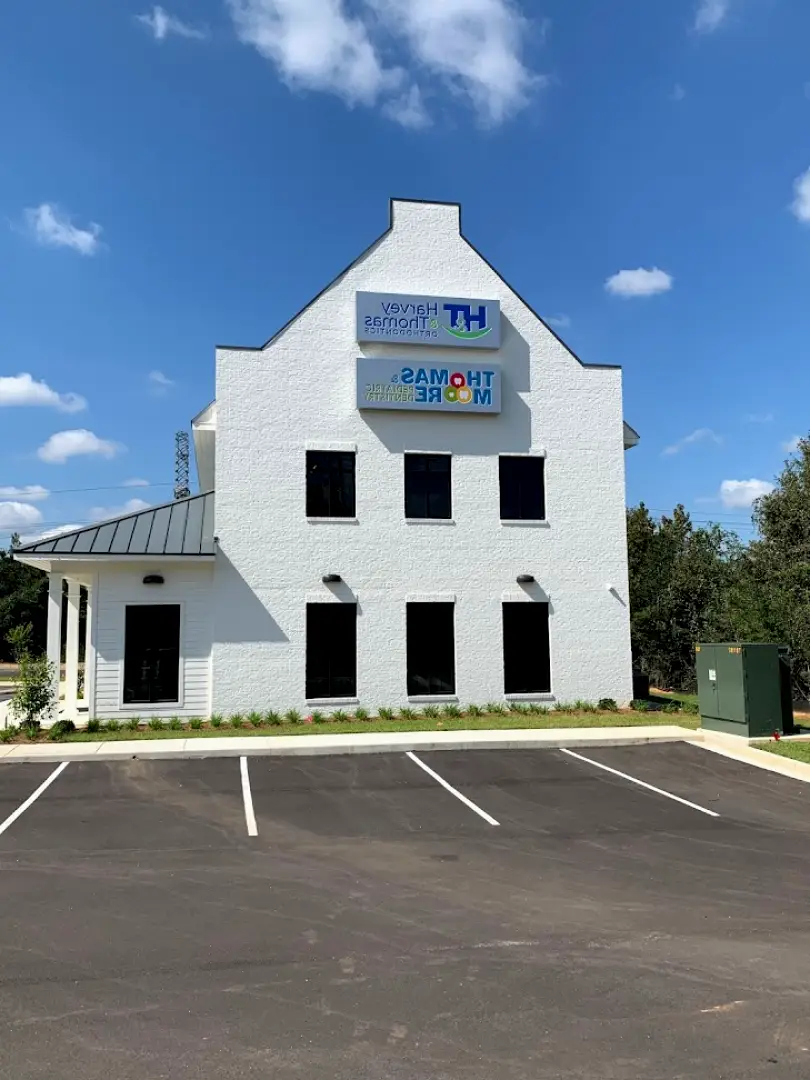 Mobile Harvey and Thomas Orthodontics
