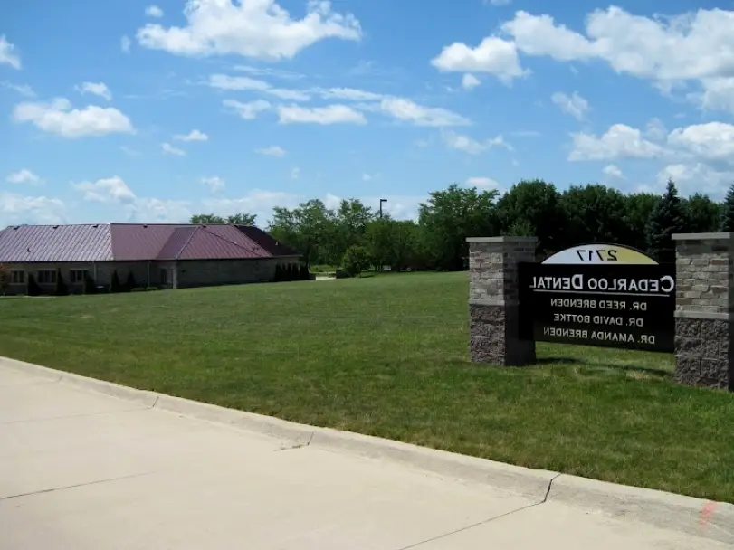 Cedar Falls Dr. Amanda Brenden, DDS