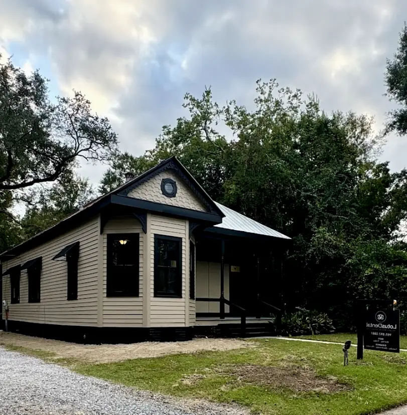 Lotus Dental - Covington