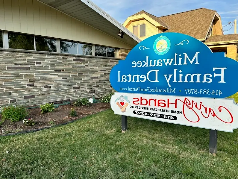 Milwaukee Family Dental (Dr. Amanda Lathe DDS, Dr. Linh Tran DDS, & Dr. Zachary Marshall DDS)