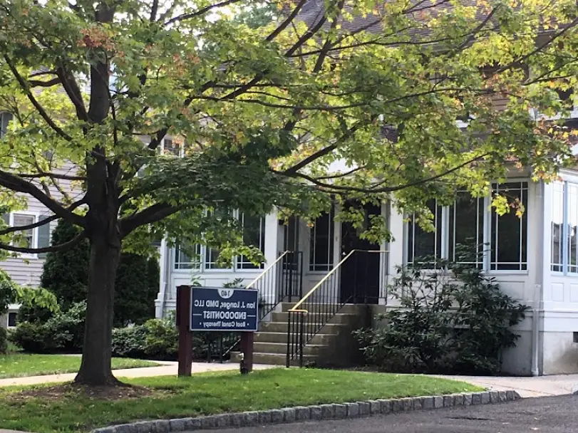  Westfield Dr. Ian J. Langer DMD LLC