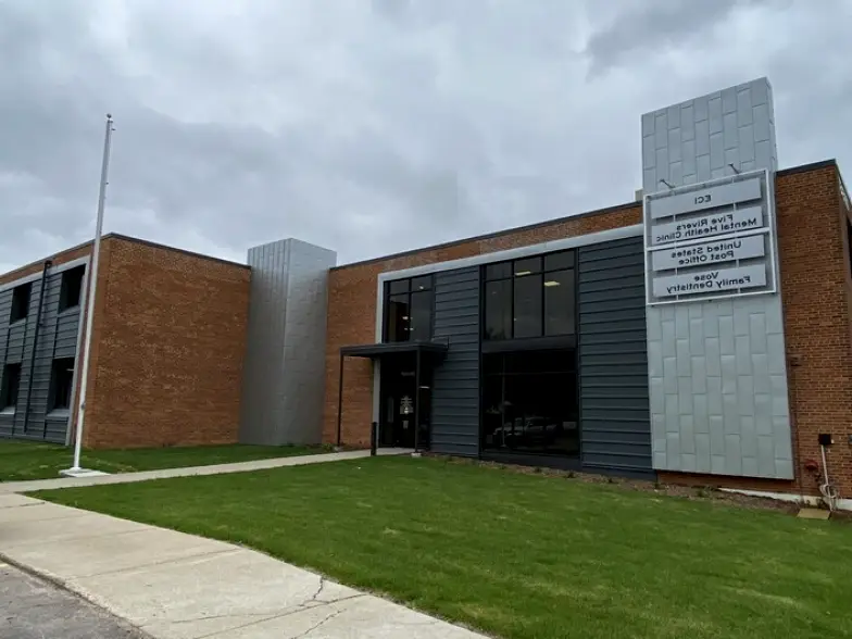 Mankato Douglas S. Vose, D.D.S. Family Dentistry