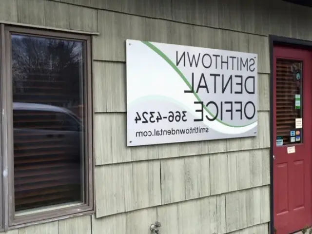 Smithtown Dental Office PC- Lee J. Montes, DDS