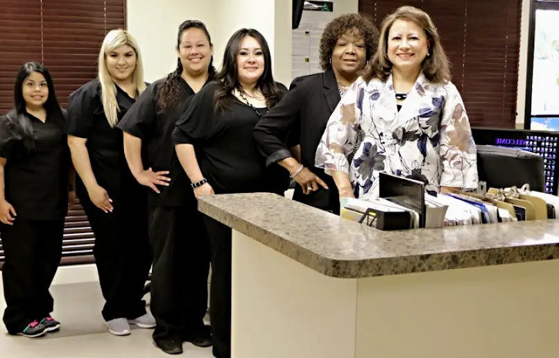 Clovis Pocasangre Oliva Dental